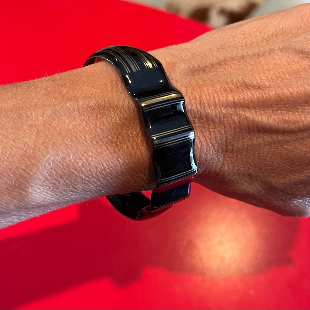 Laurana black metal bracelet